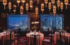 Man Wah расположен на 25 этаже отеля Mandarin Oriental.